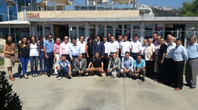 “Milletin hizmetkarı olmak için yola çıktım”