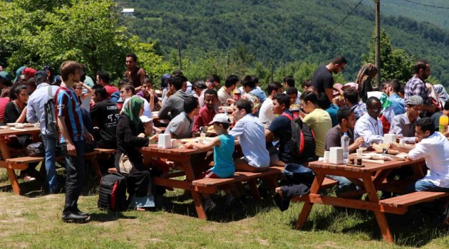 Misafir öğrenciler Kocaeli’nde yalnız değil