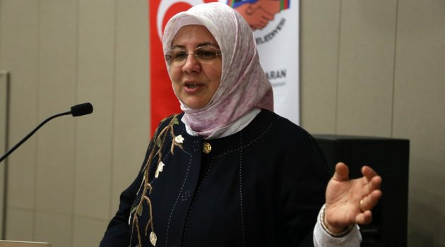 ‘’Moda kapitalizmin bir oyunudur’’