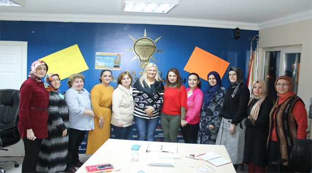 Münazaraya hazırlanıyor
