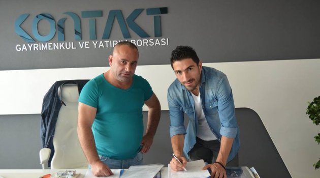 Murat Tiraki imzaladı