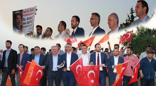 “Mursi’nin yanındayız”