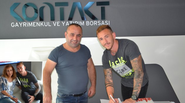 Musa imzayı çaktı!