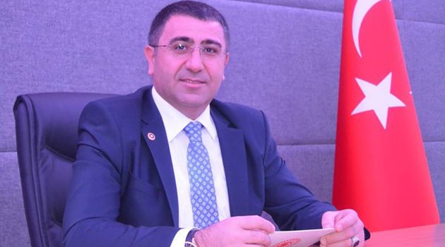 Okur bu teşekküre çok sevinmiş