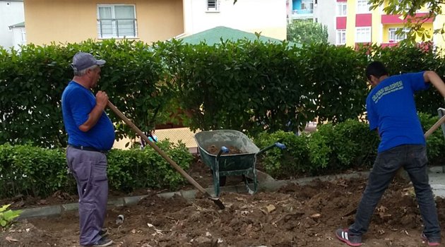 Park ve Bahçelerde hummalı çalışma