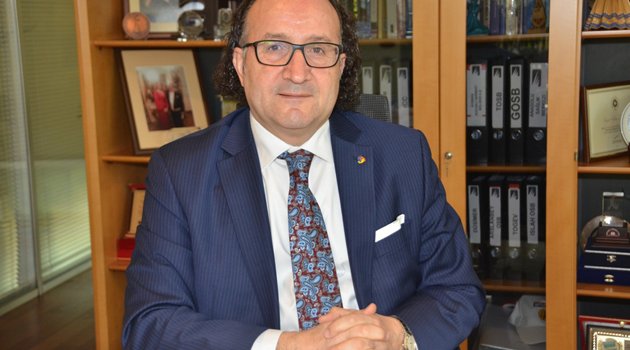 "Sanayinin istihdam kapasitesi düşüyor"