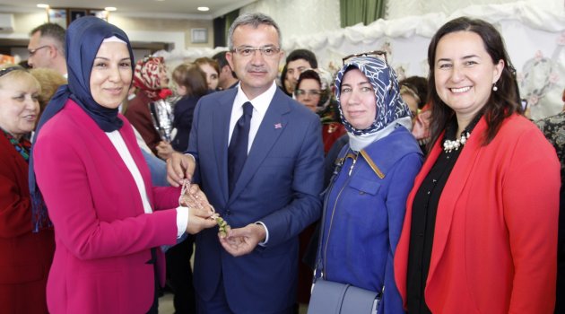 Sertifikalarına kavuştu