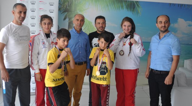 Sevindikspor bir Harika