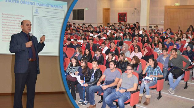 Stajyerlerler oryantasyon eğitimi aldı