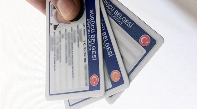Sürücü belgesi alacaklar için o süre uzatıldı