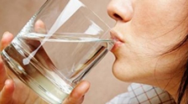 Susuzluk böbrek taşı yapıyor