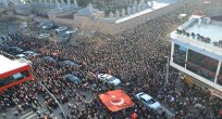 Gebze'de onbinler şehidini uğurladı!