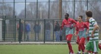 İlk maçında hat-trick yaptı