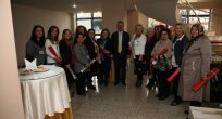 Kadın girişimciler kurulunu beyaz gül ile karşıladı