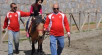 Beyaz Ay ile eğlendi