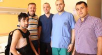 Afgan öğrenci Türk hekimlere emanet