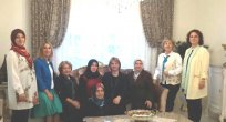 AK Kadınlardan Hac ziyareti
