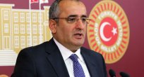 Akar, iktidarı çalıştırıyor