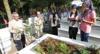 Başkan Köşker’den mezarlık ziyareti