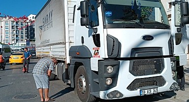 Kazaya karışan tır şoförü olay yerinden kaçtı, 1 ölü var!